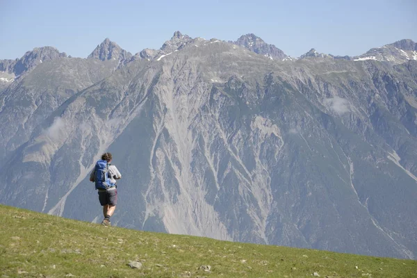 Malerischer Blick Auf Die Schöne Alpenlandschaft — Stockfoto