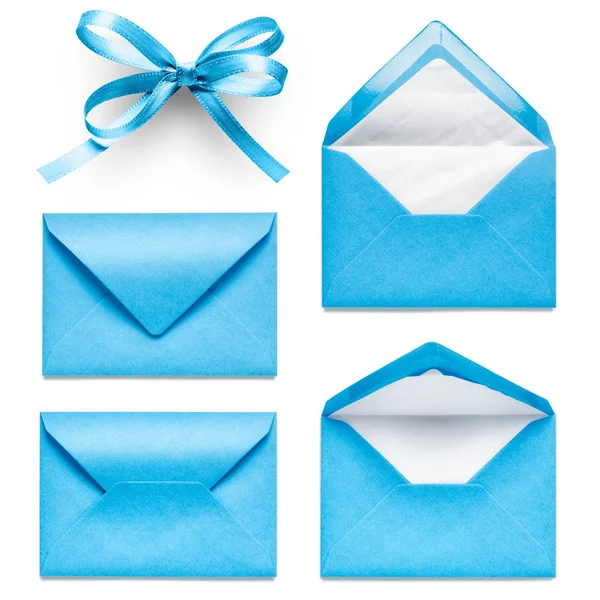Envelopes Azuis Coleção Fita Arco Isolado Fundo Branco — Fotografia de Stock