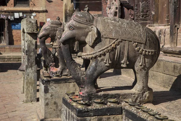 Estatutos Elefantes Changu Narayan Templo Más Antiguo Del Valle Del — Foto de Stock