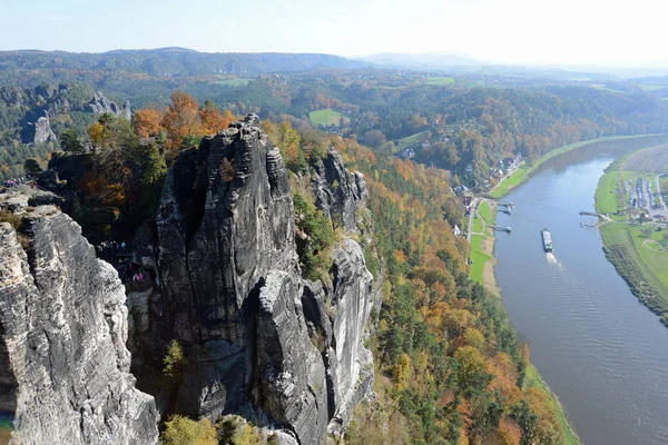 Bastion Bastion Rocks Same Elbe Valley River Ship Cargo Ship — стоковое фото