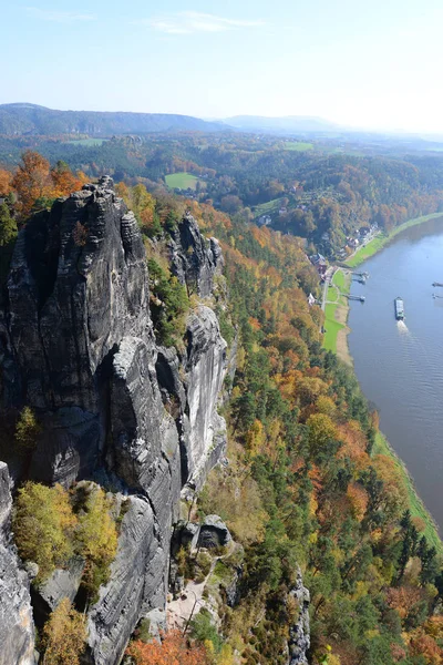 Bastei Basteifelsen Elbe Elbe Valley River Ship Freight Ship Rock — Stock Photo, Image