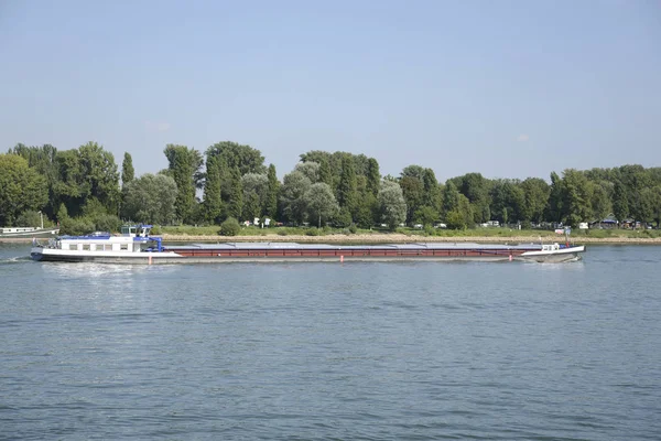 Färja Pråm Frakt Fartyg Mainz Transport Flod Stad Rheinland Pfalz — Stockfoto