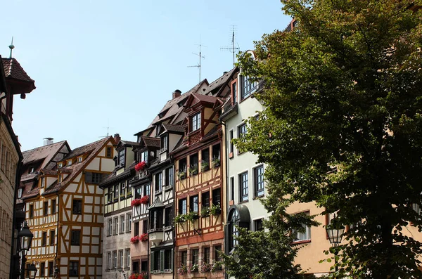 Malerischer Blick Auf Die Majestätische Mittelalterliche Burgarchitektur — Stockfoto