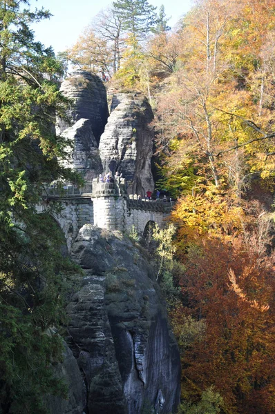 Basteibris Ponte Bastei Basteifelsen Miradouro Vista Pedra Rochas Natureza Paisagem — Fotografia de Stock