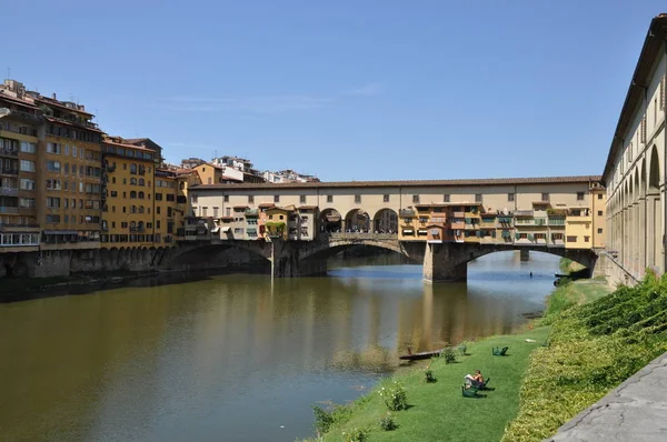 Ponte Vecchio Florencja Most Ponte Vecchio Arno Toskania Włochy Rzeka — Zdjęcie stockowe