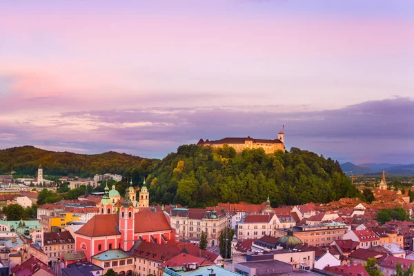 Aeirial Panoramiczny Widok Romantyczne Średniowieczne Centrum Lublany Stolicy Słowenii Urządzone — Zdjęcie stockowe