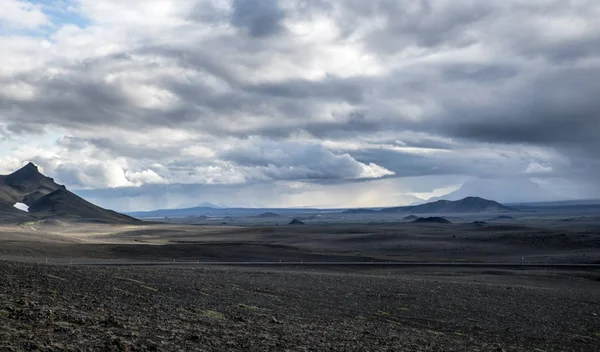 Island Definiert Durch Seine Dramatische Landschaft — Stockfoto