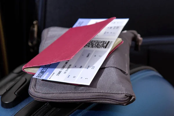 Biglietto Aereo Passaporto Bagagli Pronti Viaggio — Foto Stock