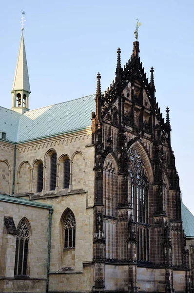 Schilderachtig Uitzicht Majestueuze Kathedraal Architectuur — Stockfoto