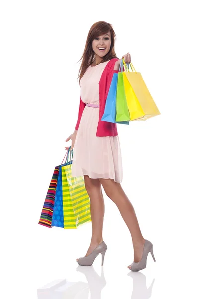 Mujer Joven Sonriente Llevando Muchas Bolsas Compras —  Fotos de Stock