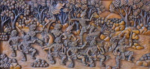 Madeira Escultura Ramayana Épico Parede Templo Tailândia — Fotografia de Stock