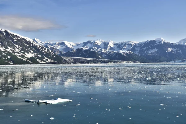 Buzdağı Karlı Kış Buzdağı — Stok fotoğraf