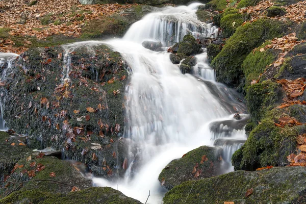 Schilderachtig Uitzicht Majestueus Landschap Met Waterval — Stockfoto