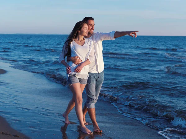 Šťastný Mladý Romantický Pár Lásce Bavte Krásné Pláži Krásný Letní — Stock fotografie