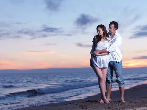 Feliz Jovem Casal Romântico Apaixonado Divirta Bela Praia Belo Dia — Fotografia de Stock