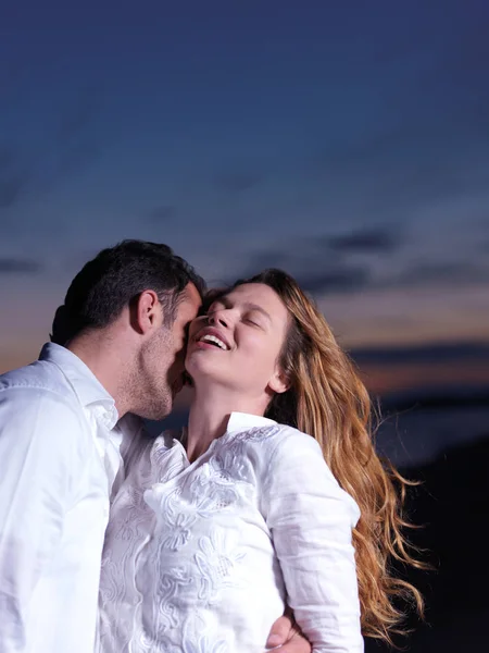 Felice Giovane Coppia Romantica Innamorata Divertirsi Sulla Bella Spiaggia Bella — Foto Stock