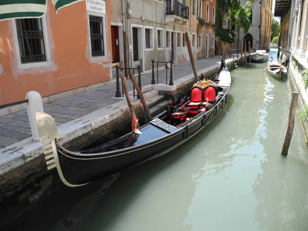 Wenecja Kanał Gondola Gondole Woda Wody Włochy Północne Włochy Wiatowe — Zdjęcie stockowe