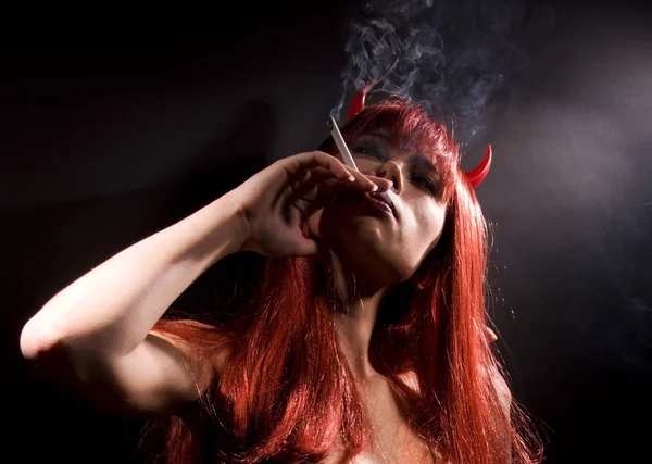 Dark Picture Smoking Naked Devil Woman — Stock Photo, Image