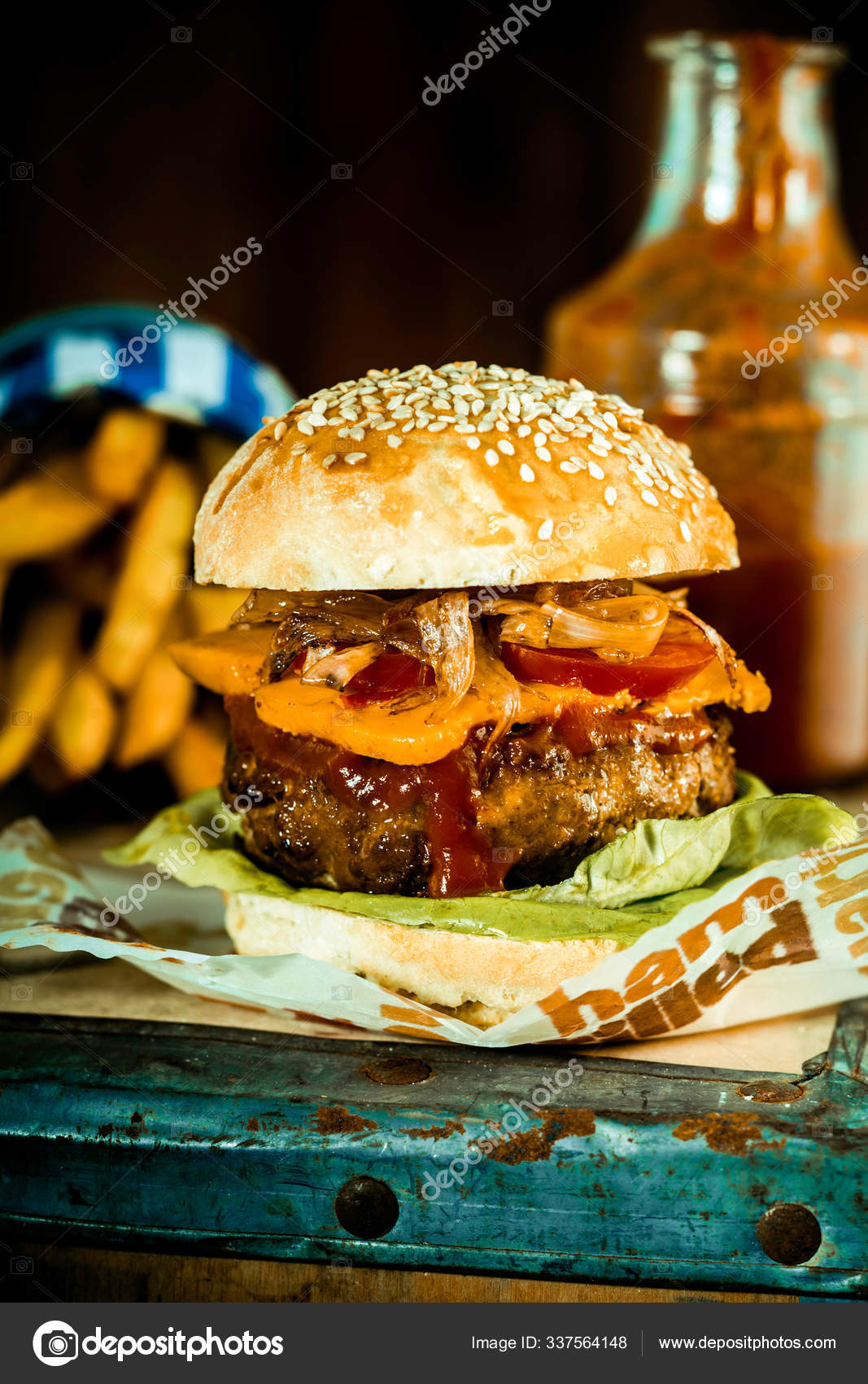 Macro Mouth Observating Handmade Burger Quarter Pounder ...