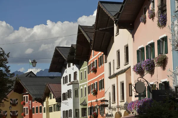 Rangée Maisons Dans Vorderstadt Kitzbuehel — Photo