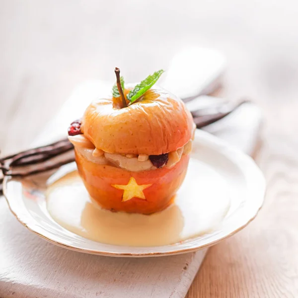 Scary Halloween Dessert Baked Stuffed Apple Decorated Star Cut Out — Stock Photo, Image
