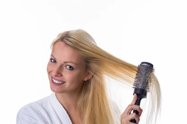 Loira Com Escova Cabelo Sua Mão — Fotografia de Stock