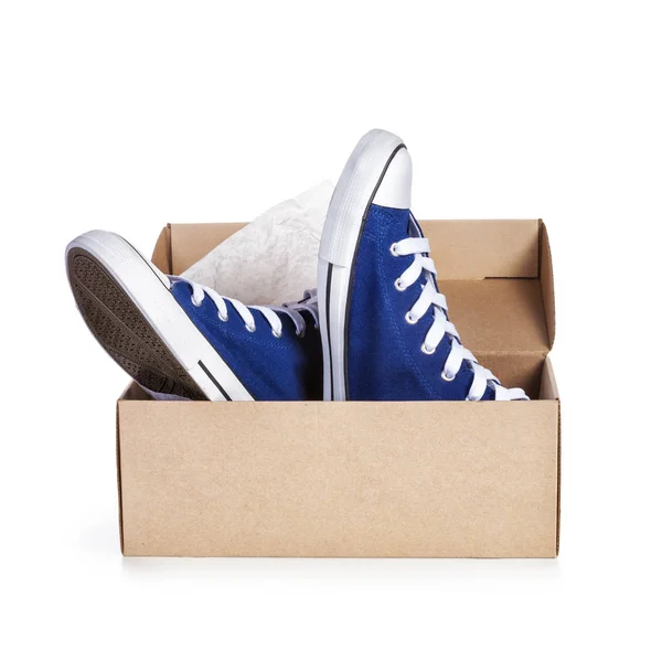 Κουτί Παπουτσιών Νέα Sneakers Που Απομονώνονται Λευκό Φόντο Αντικείμενο Διαδρομή — Φωτογραφία Αρχείου