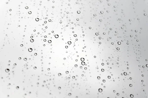 Gouttes Pluie Sur Fenêtre Inclinée Verre Dof Peu Profond — Photo