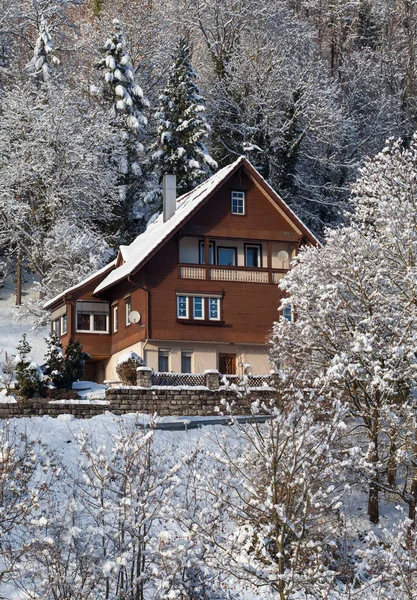 Rural House Snow Sunshine — Stock Photo, Image
