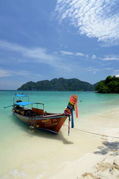 Beach Island Phiphi Phi Phi Island City Krabi Andaman Sea — Stock Photo, Image