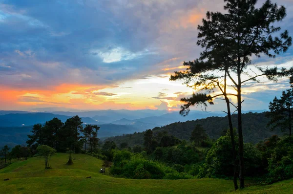 Puesta Sol Sobre Alta Cordillera Mirador Del Parque Nacional Huai — Foto de Stock