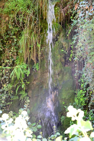 Bela Imagem Panorâmica Uma Cachoeira Espanha Cachoeira Del Moli Dels — Fotografia de Stock