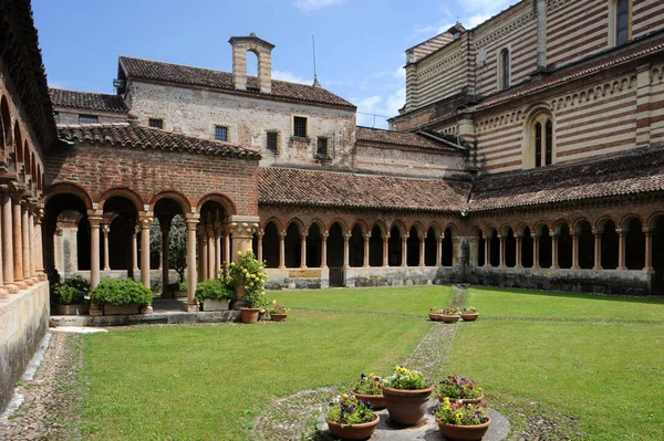 Gebouwen Monumenten Van Stad Verona Basiliek Van San Zeno Maggiore — Stockfoto