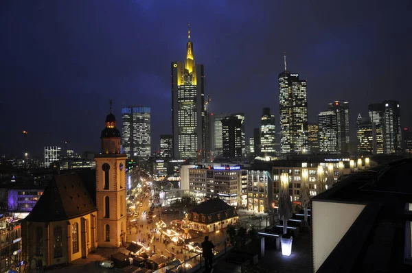 Schilderachtige Stadsgezicht Van Moderne Wolkenkrabbers Gevel — Stockfoto