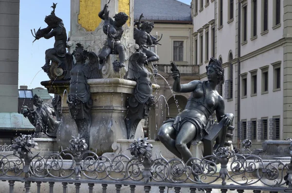 Wertach Najaden Augustusbrunnen Augsburg — Zdjęcie stockowe