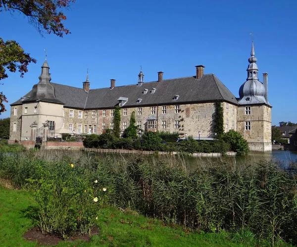 Vue Panoramique Sur Architecture Majestueuse Château Médiéval — Photo