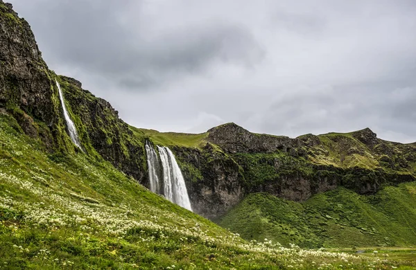 Vista Panorâmica Paisagem Majestosa Com Cachoeira — Fotografia de Stock