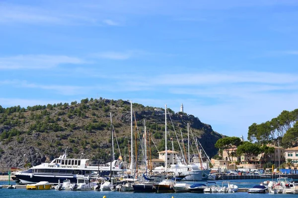 Mallorca Soller Strand Hafen Schiffe Boote Spanien — Stockfoto