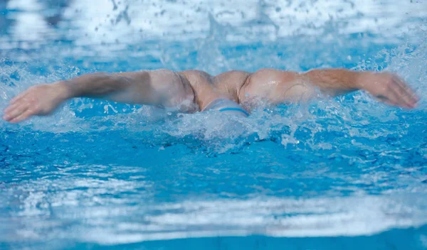 Concepto Estilo Vida Salud Fitness Con Joven Nadador Deportista Recreándose — Foto de Stock