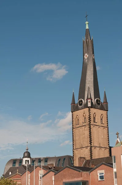 Церковь Saint Lambertus Дюссельдорфе — стоковое фото