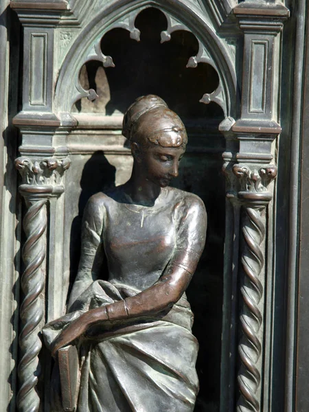 Florence Atteinte Des Détails Sur Façade Duomo — Photo