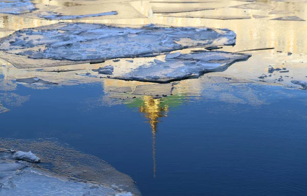 Riflessione Del Cremlino Mosca Nel Fiume Mosca — Foto Stock