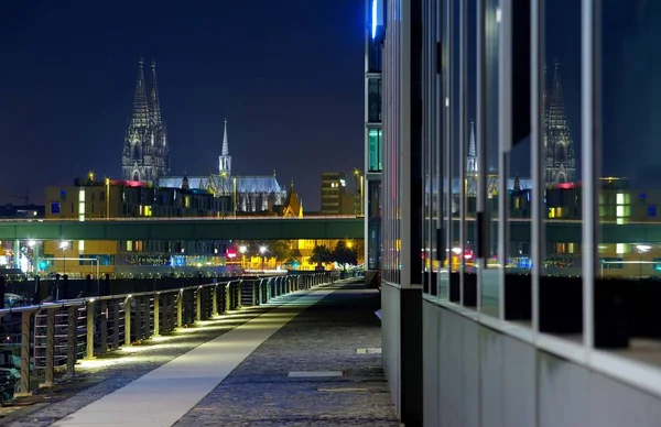 Malerischer Blick Auf Majestätische Kathedralenarchitektur — Stockfoto