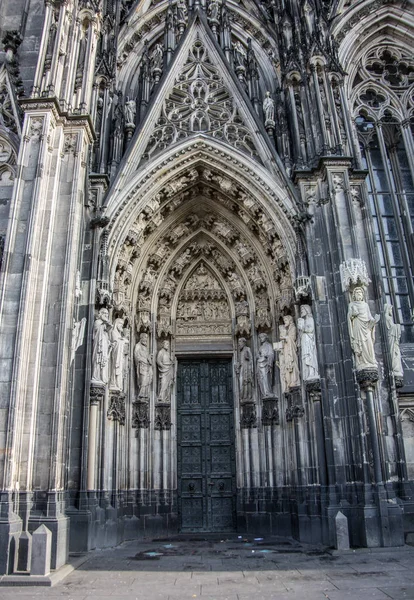 Malerischer Blick Auf Majestätische Kathedralenarchitektur — Stockfoto