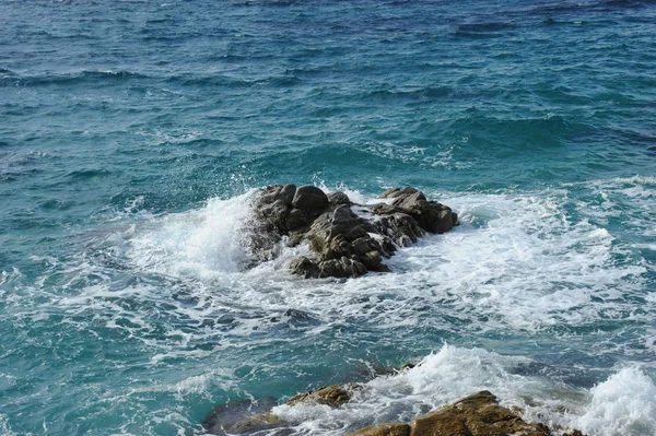 Κύματα Στη Μεσόγειο Θάλασσα Της Ισπανίας — Φωτογραφία Αρχείου