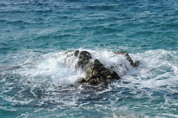 Κύματα Στη Μεσόγειο Ισπανία — Φωτογραφία Αρχείου