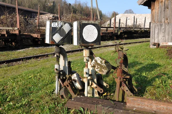 Viejo Tren Oxidado Carretera —  Fotos de Stock