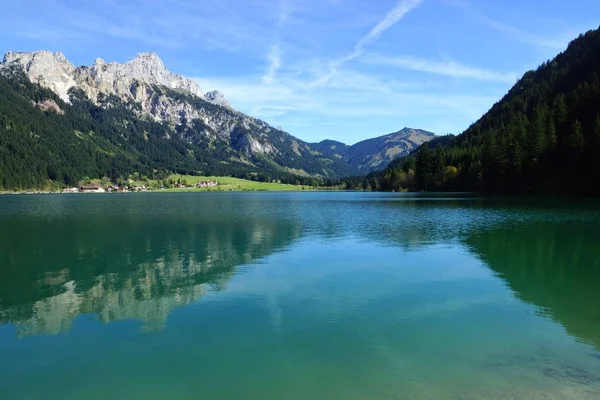 Horské Jezero Alpách — Stock fotografie