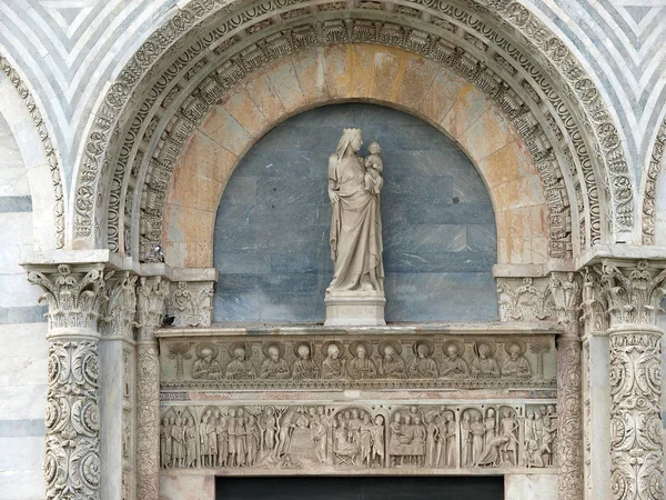 Pisa Portal Entry Baptistery — Stock Photo, Image