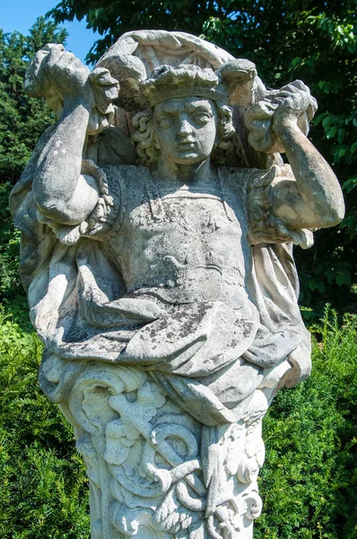 Estatua Jardines Bodnant Varas — Foto de Stock